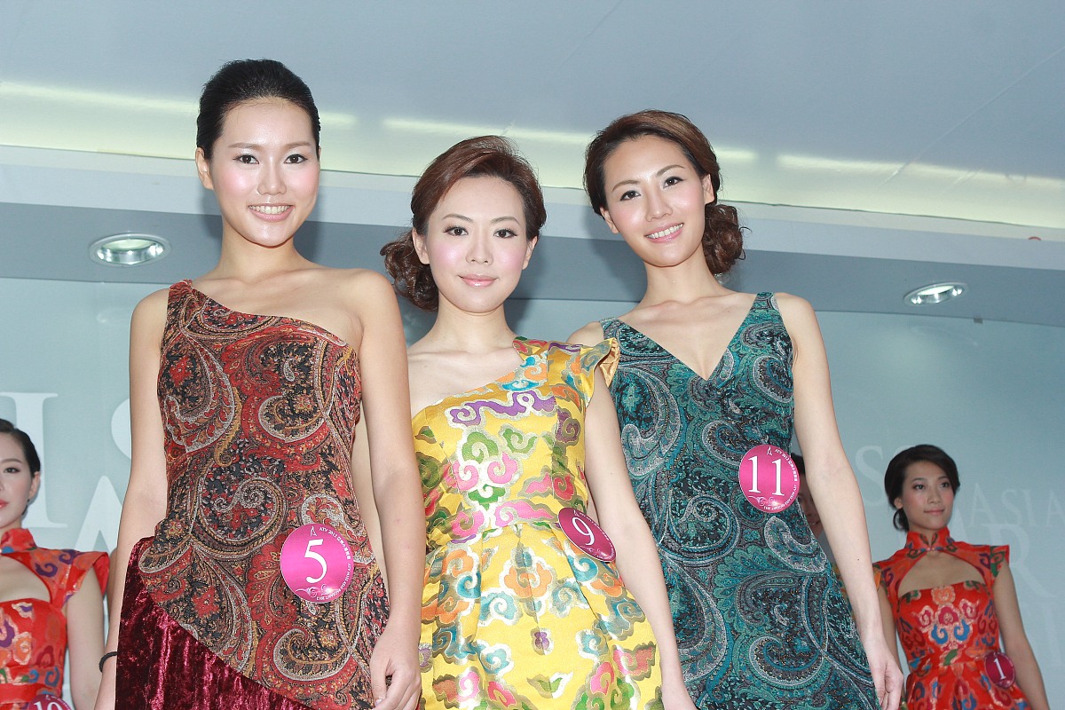 2012年11月6日,香港,2012亚洲小姐拉票活.***_***+++_+++旗袍,选美