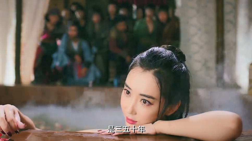 大话西游:春三十娘想诱惑至尊宝,不料他竟是斗鸡眼,白忙活了