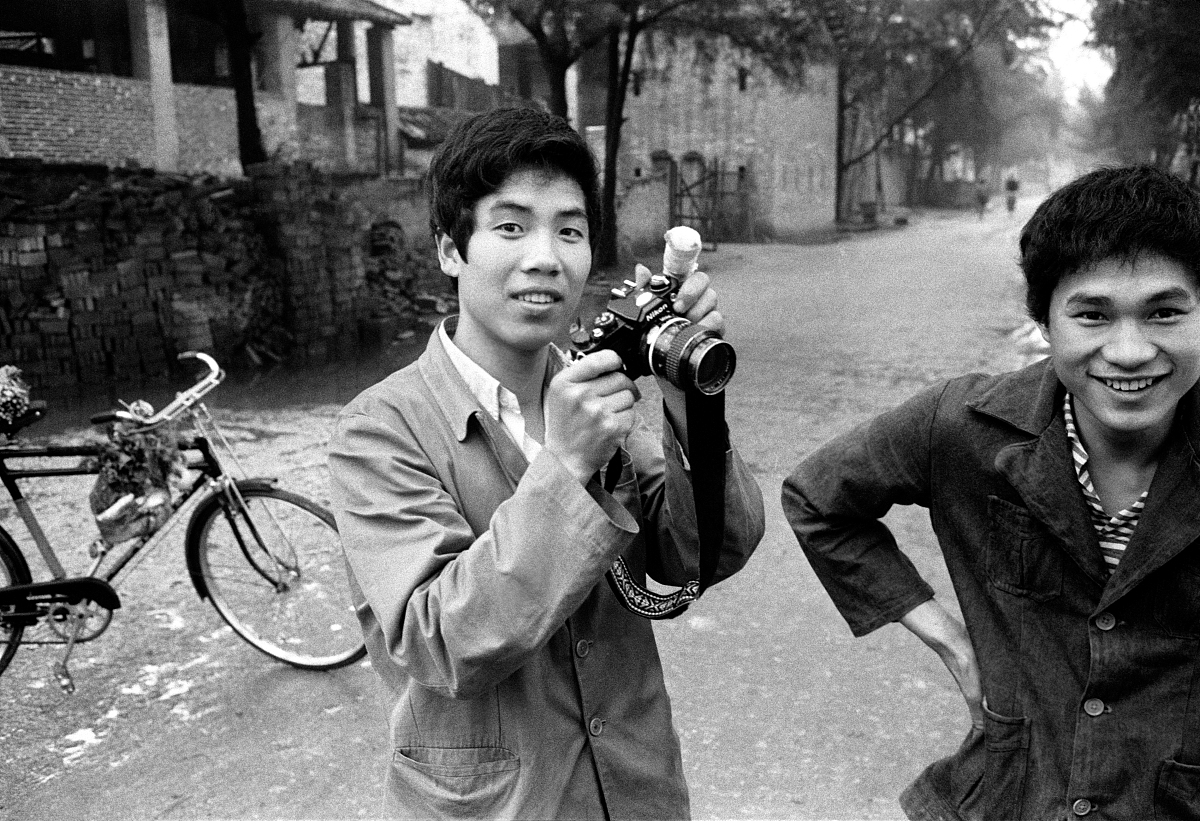 微光成炬，筑梦童年：摄影活动心得感悟