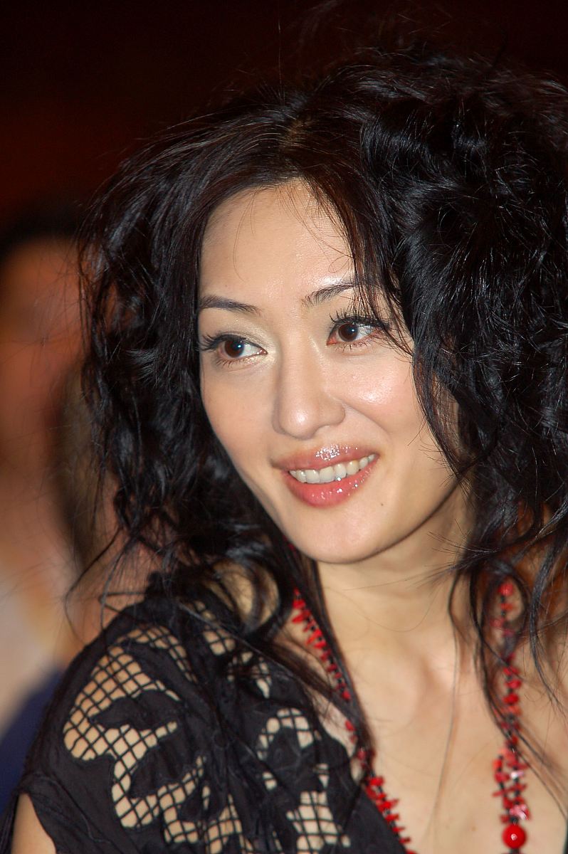 为什么一丈青扈三娘肯嫁给矮脚虎王英