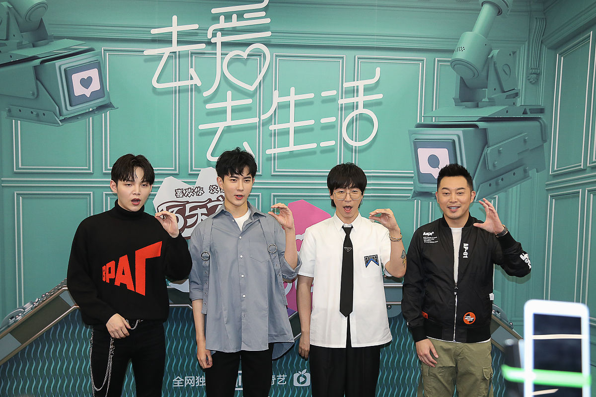 '致我们单纯的小美好'续集？方一凡曹雨臣友情升温引热议