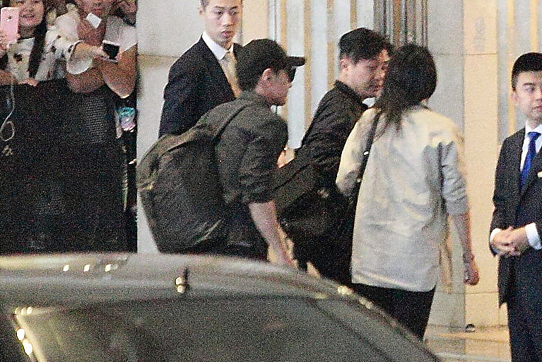 袁咏仪与罗兆辉：一段被鲜花和豪车包裹的爱情