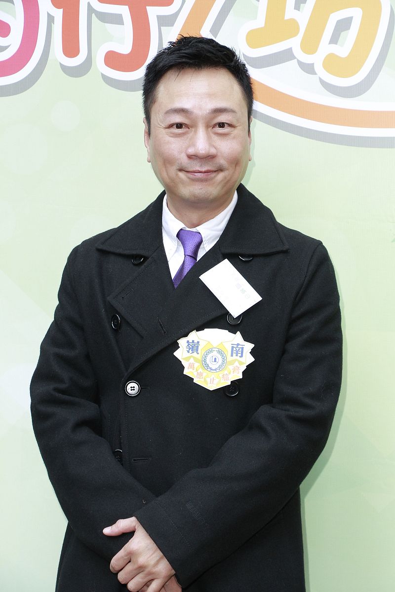 2015年1月4日,香港,明星现身出席中药协会活动. 黎耀祥