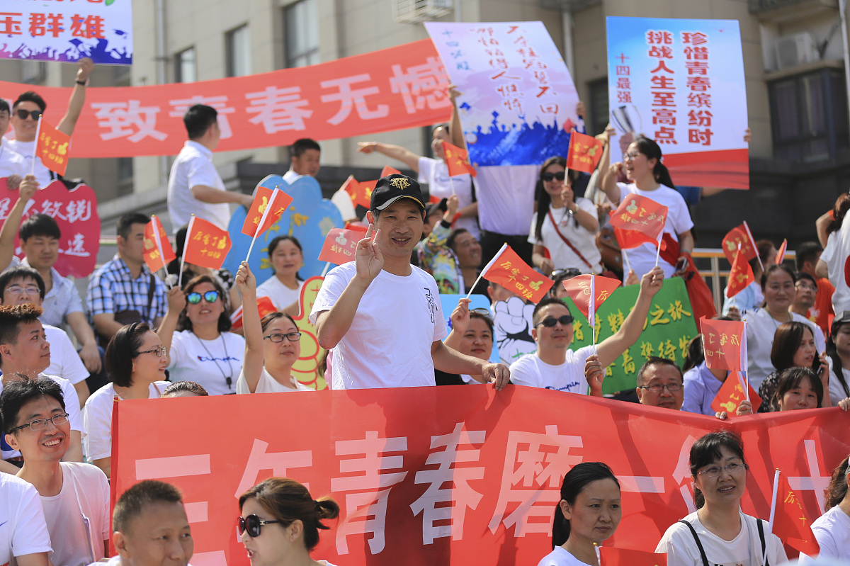 大学运动会志愿者活动总结：奉献与成长