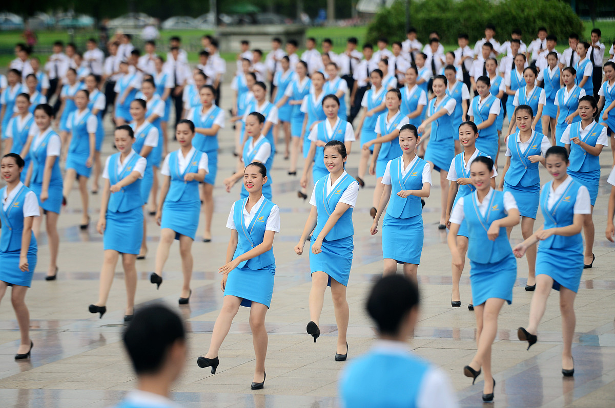 唐山高中毕业上中专学校学什么专业好