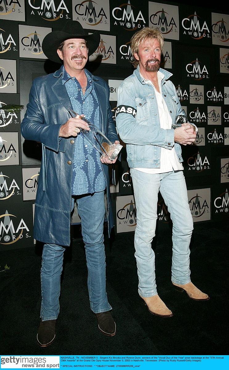 WWE 1549期：'悍将'塞斯·罗林斯vs'小个子巨人'查德·盖博，精彩对决！