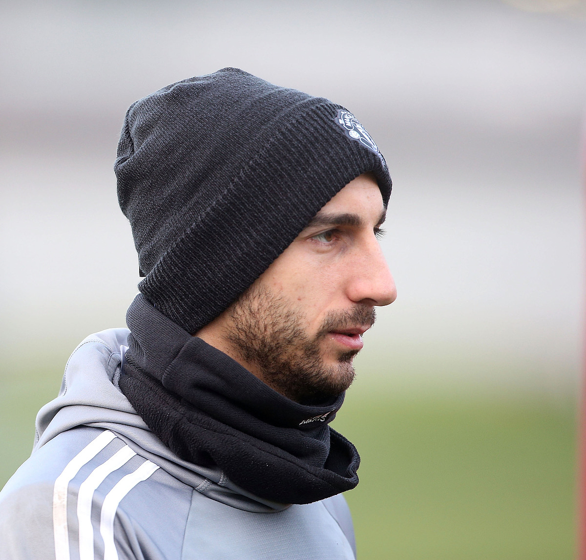 深圳活泼帽子公司英国市场定位与发展研究