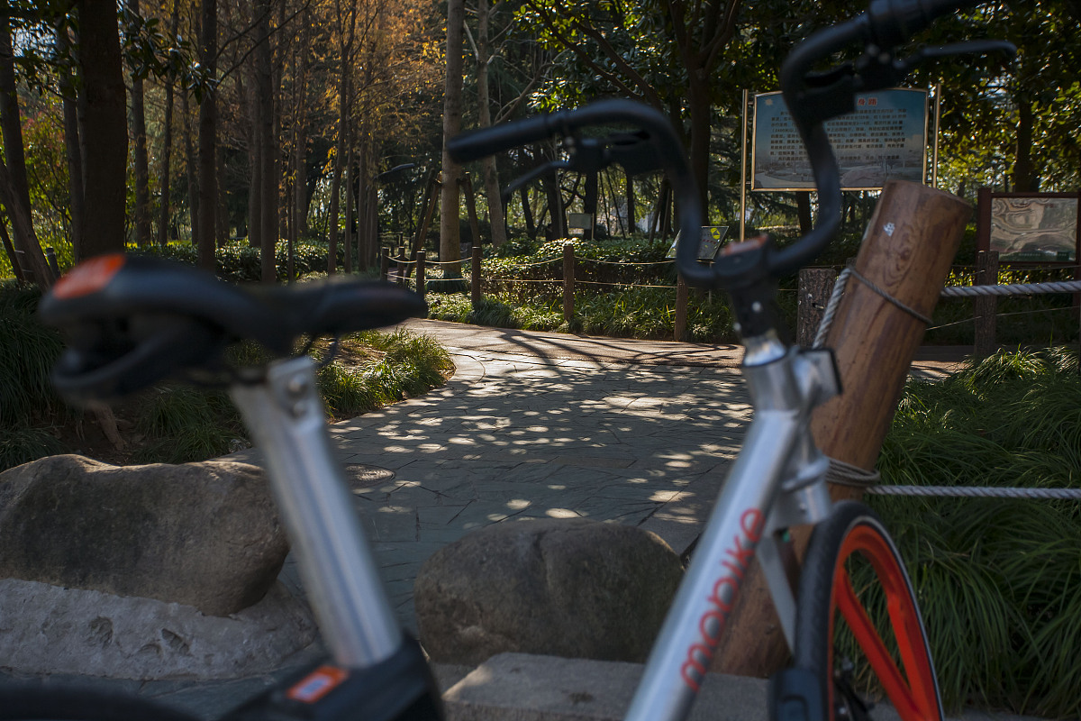 中文名是muyan起几个跟中文名发音类似的男性英文名