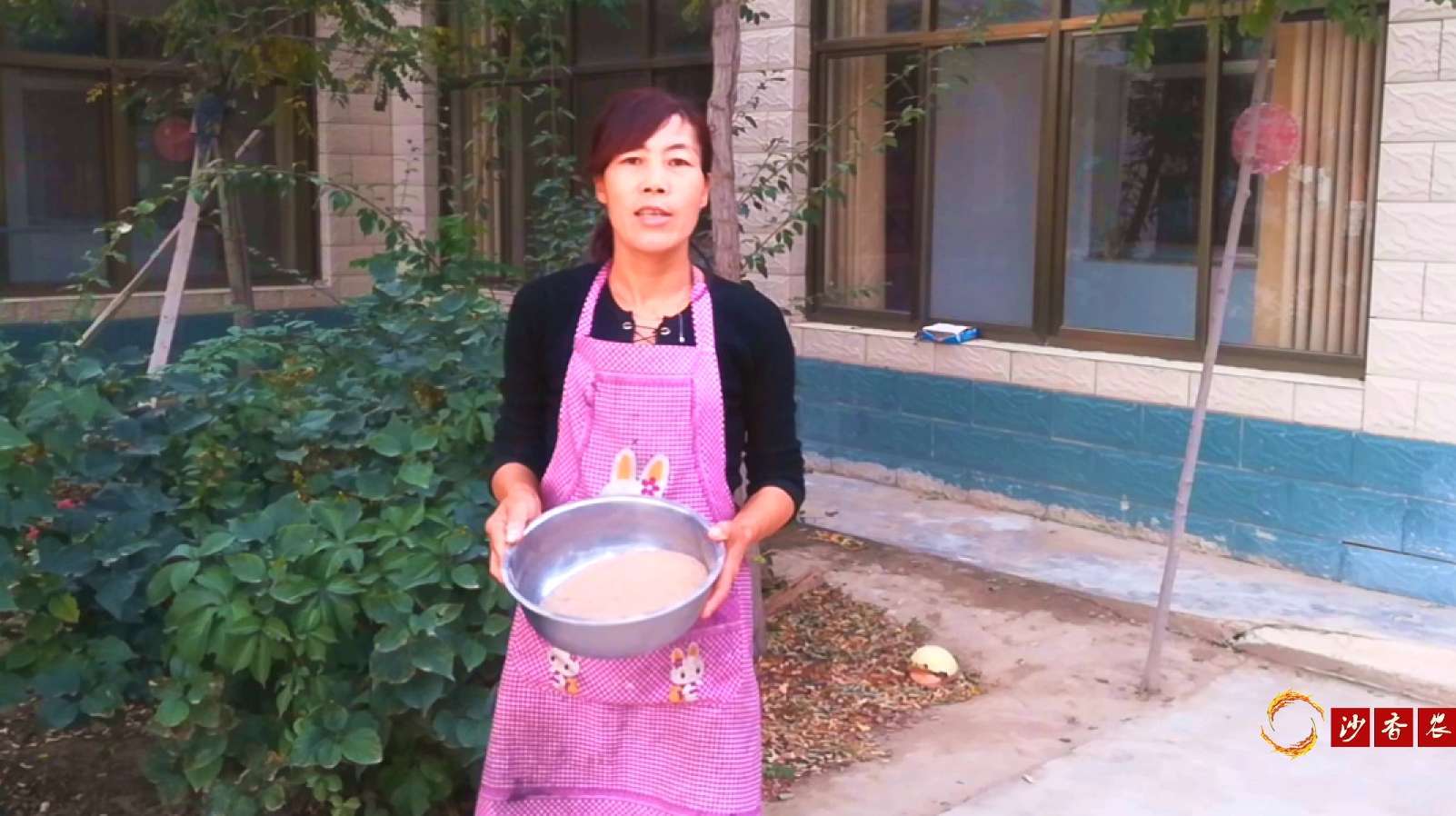 甘肃民勤大姐教你做羊肉沙米面条,鲜香又劲道,吃过的都说好吃