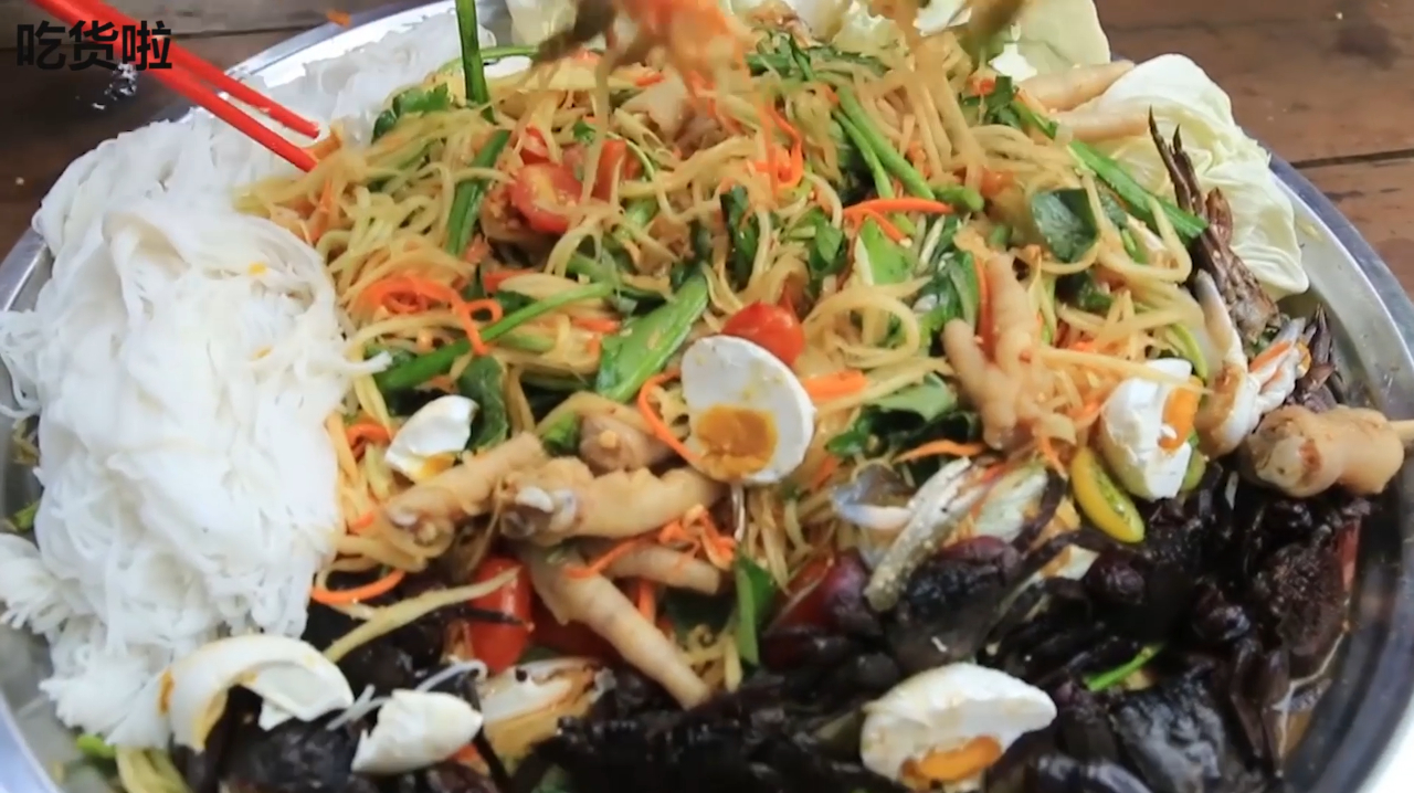 木瓜海鲜蔬菜沙拉大杂烩,开胃美颜营养高,网友评论太丰盛了