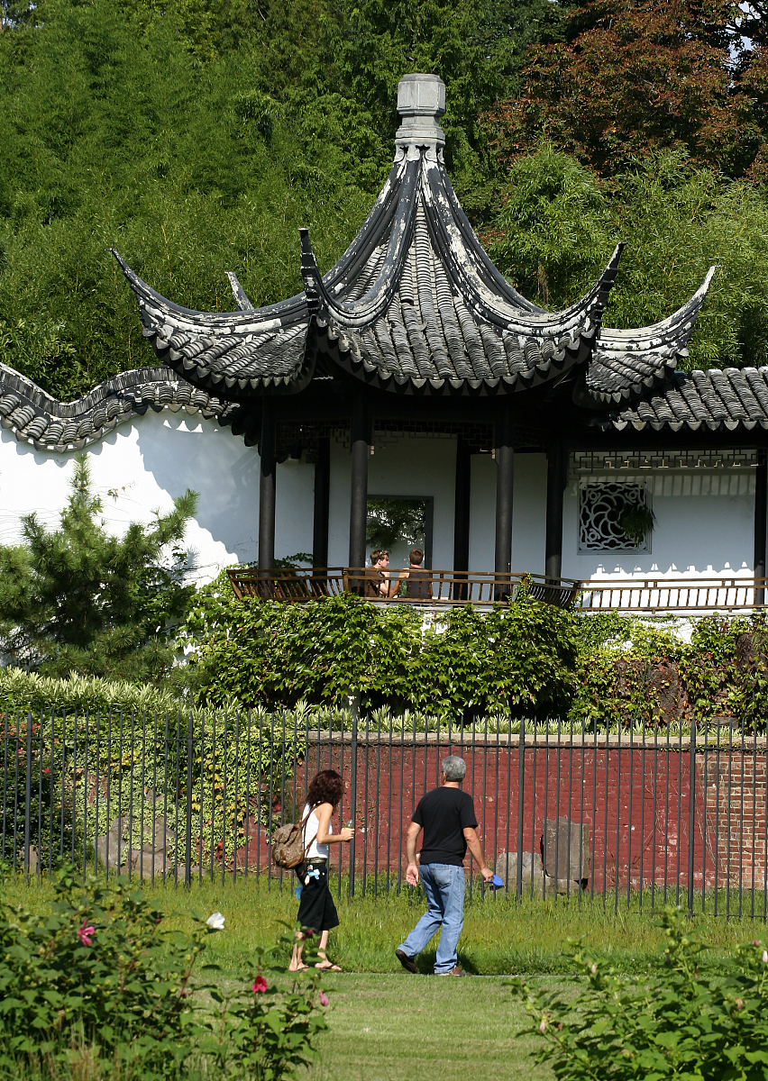2009年9月,位于纽约的中国园林——寄兴园.***_***纽约的中国园林:寄