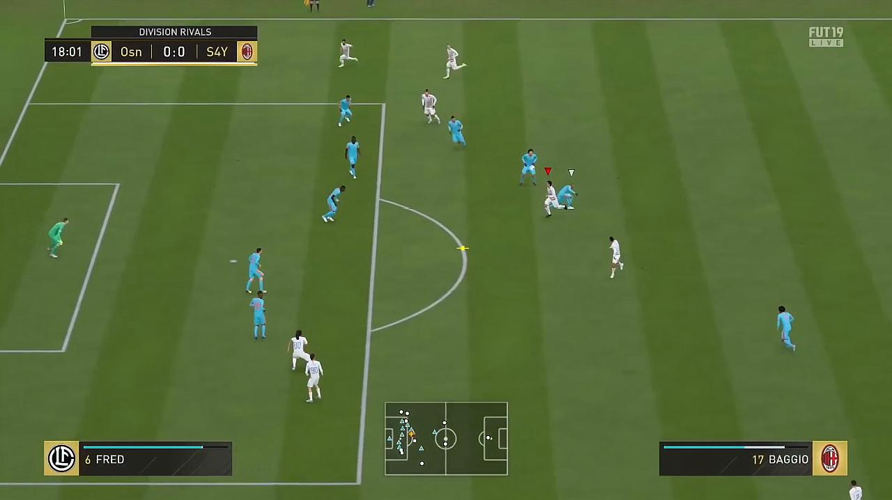 [图]FIFA19:罗伯特巴乔在禁区内一系列骚操作戏耍防守队员