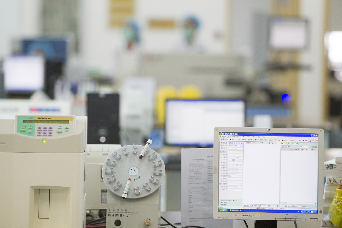 降低重复率
常用的快速检测方法有酶抑制法、免疫法、生物传感器法等，这类方法的检测速度快，且特异性较高，但是部分检测精度较低，大多数情况下只能作为定性筛选而无法进行定量