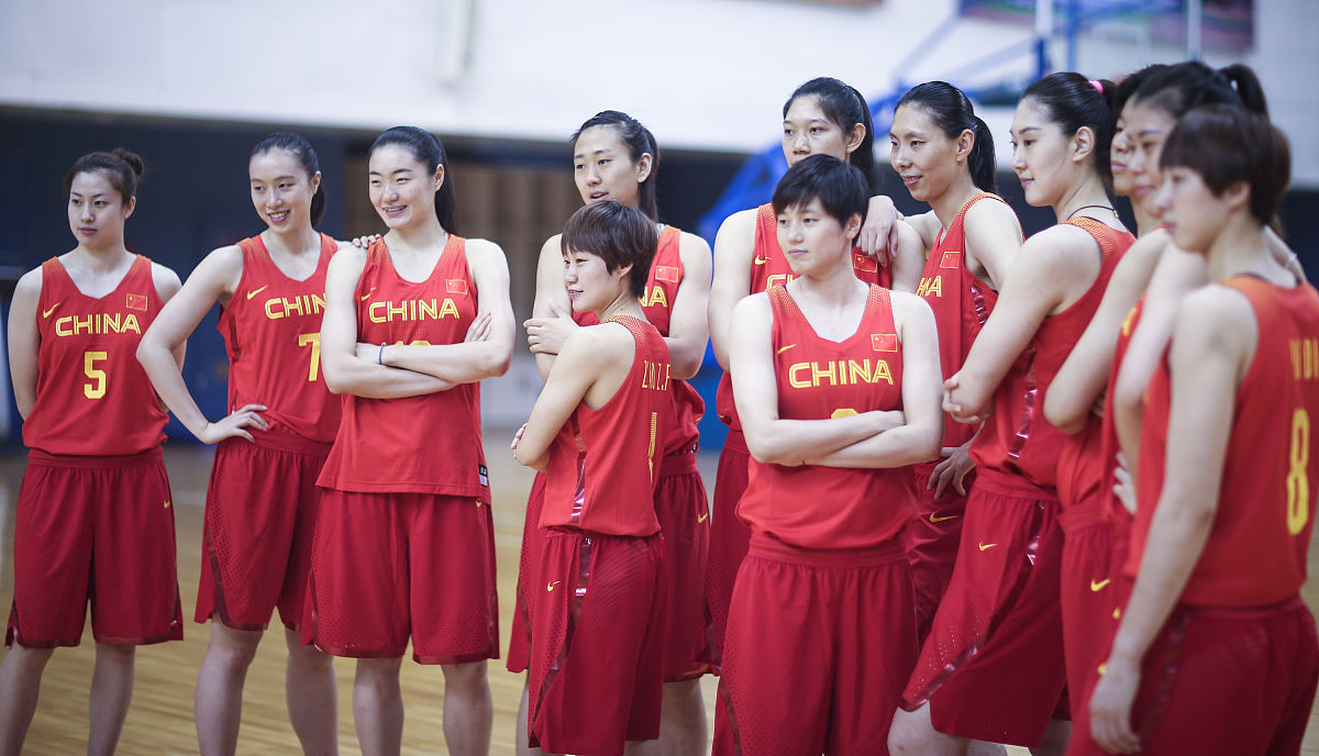 关于中国女篮球员陈梦的事迹