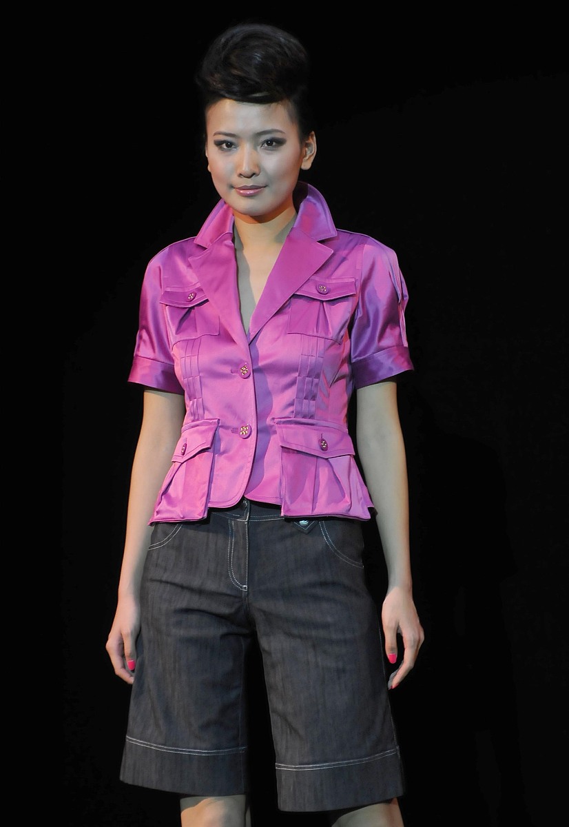 2009年3月20日,上海,法国著名品牌feraudn秀场.***_***feraudn女装秀+
