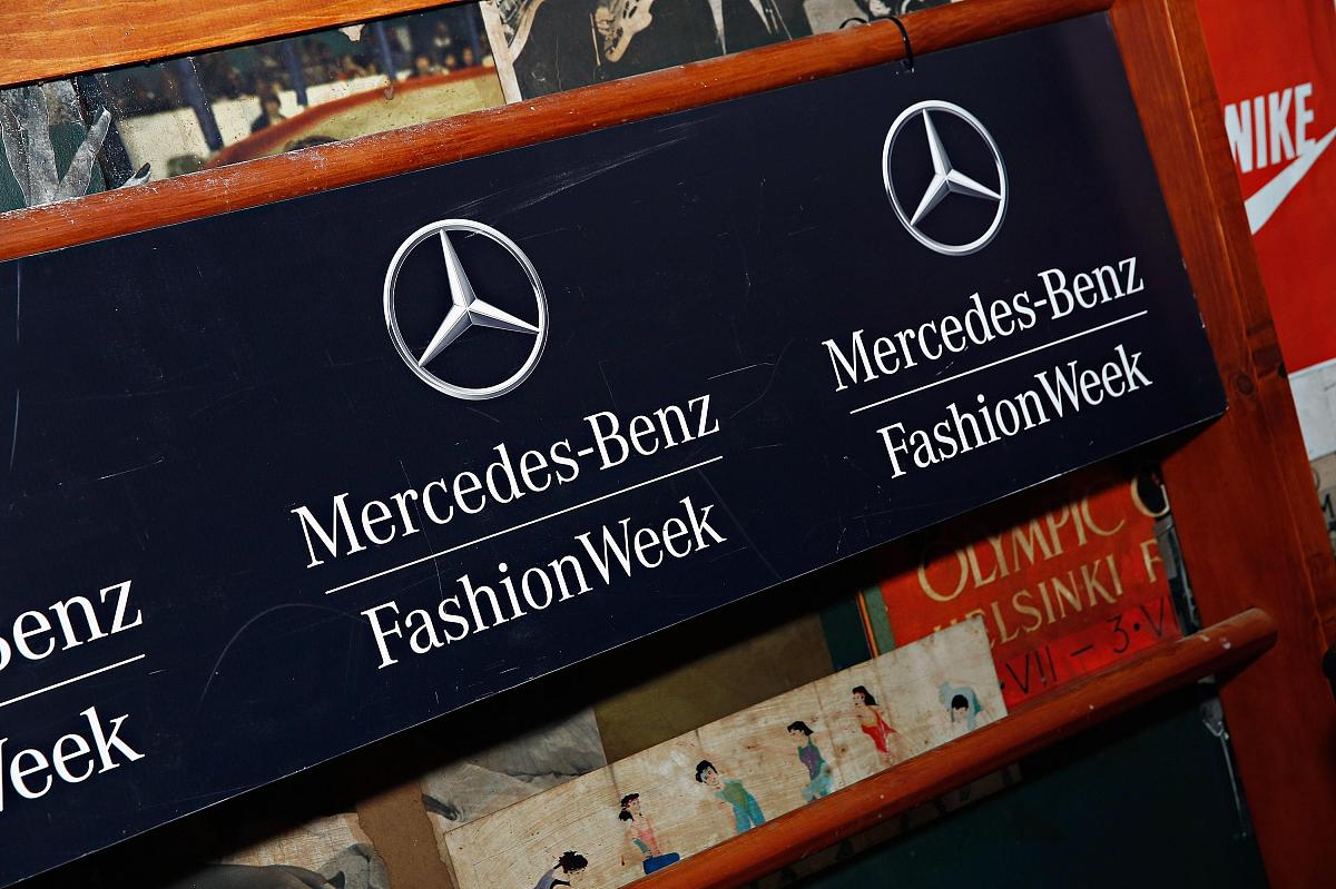 医院消防用水量标准：GB 50016-2014 第4.2.2条