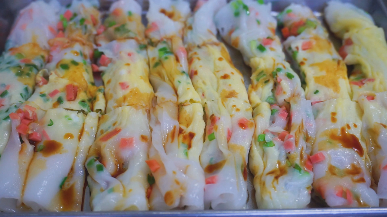 自从学会肠粉这个做法,我每天早晨给家人做,滑嫩Q弹,特开胃