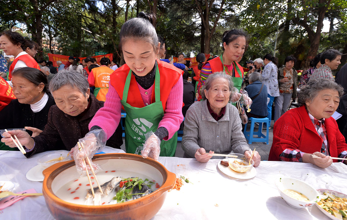 热爱旅游，热情服务：李汭峰学生会申请书