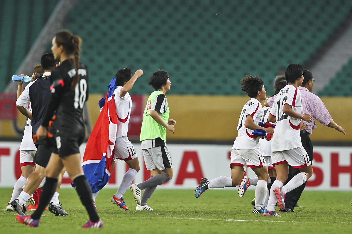 2015年8月8日,湖北省武汉市,2015女足东亚杯,韩国0-2朝鲜.***_***朝鲜