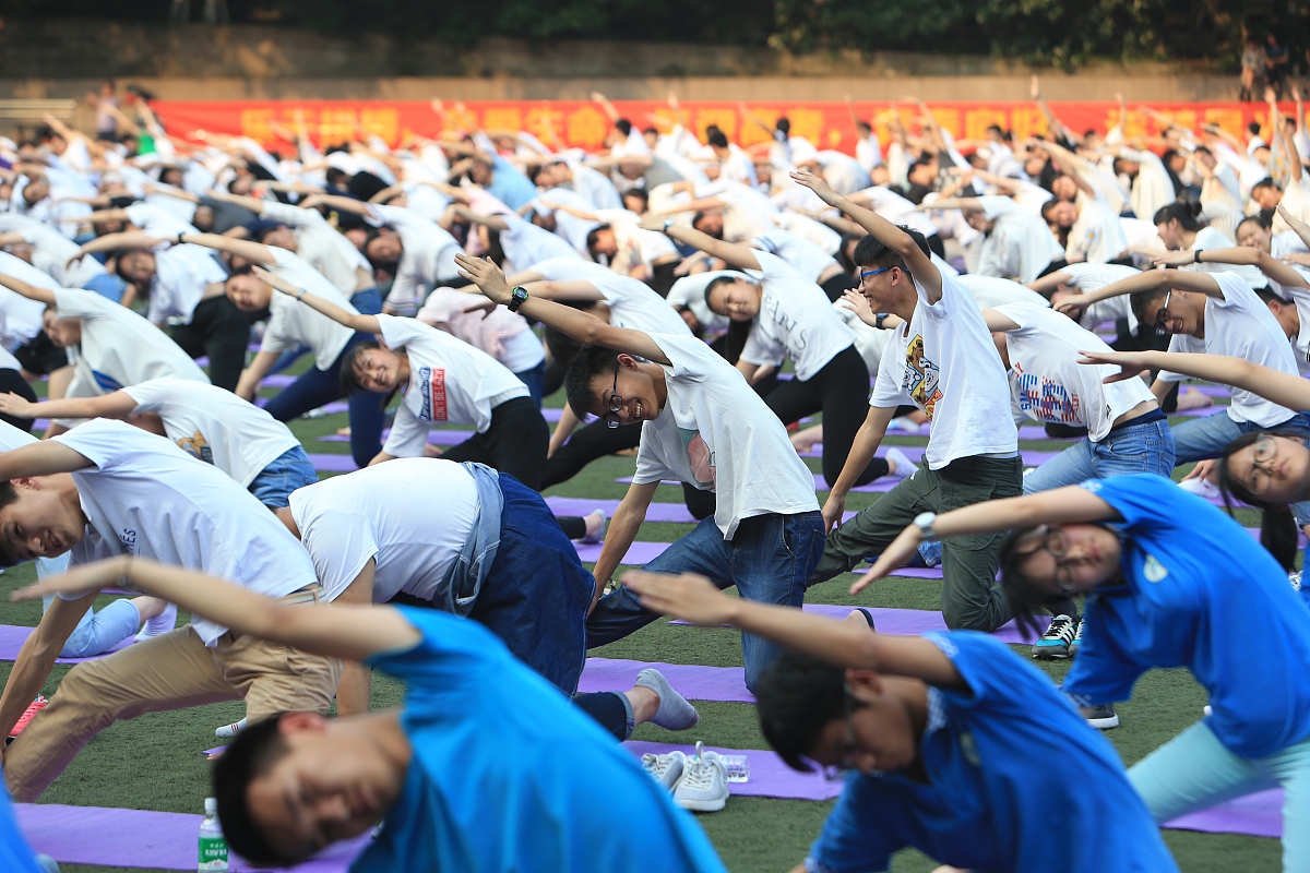 重庆2022年初中生上铁路学校好不好