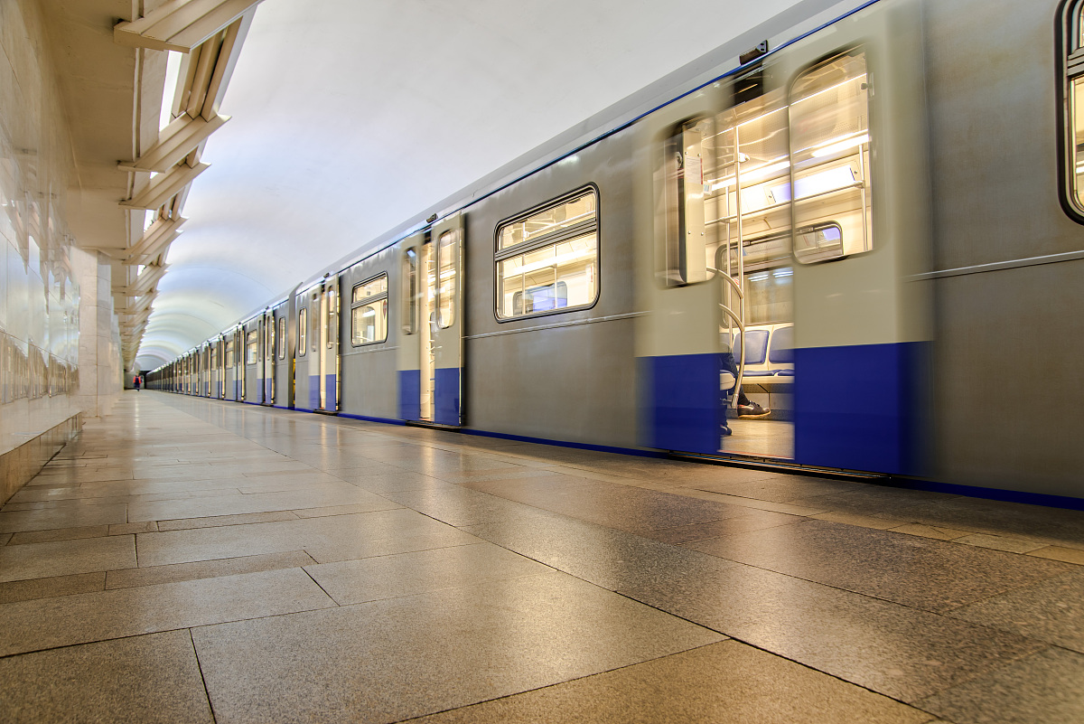 成都铁路运输学校：地域文化与轻轨设计