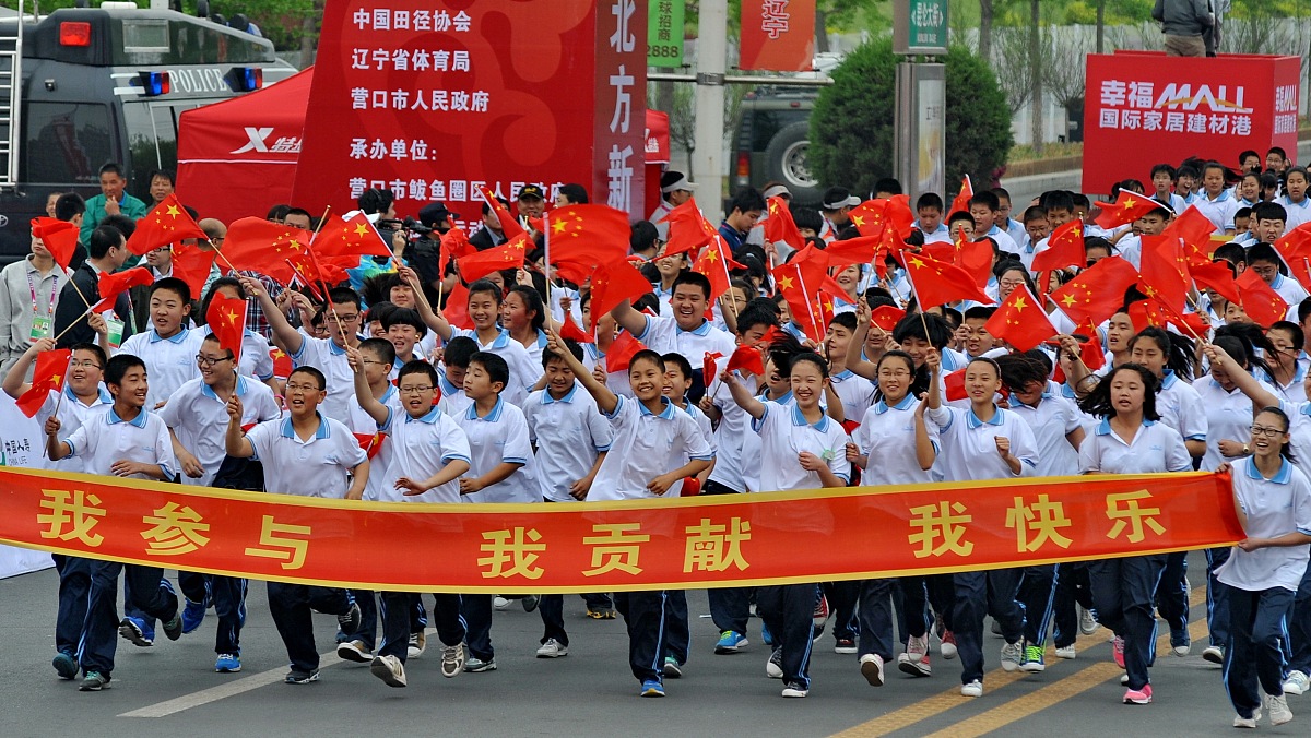 请结合资产管理事业部、董事会秘书处、政策研究室、产业促进部、监察总部五个部门特色并渲染带有九州通医药集团股份有限公司企业文化气息为运动会方阵拟一个合理的助威口号每四个字为一句要求寓意鲜明对仗工整朗朗上口平仄分明