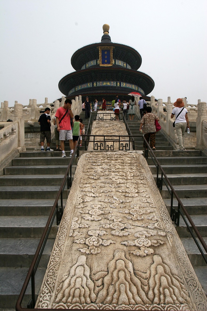 帮我写一段关于办流量卡的公众号介绍字数限制110字