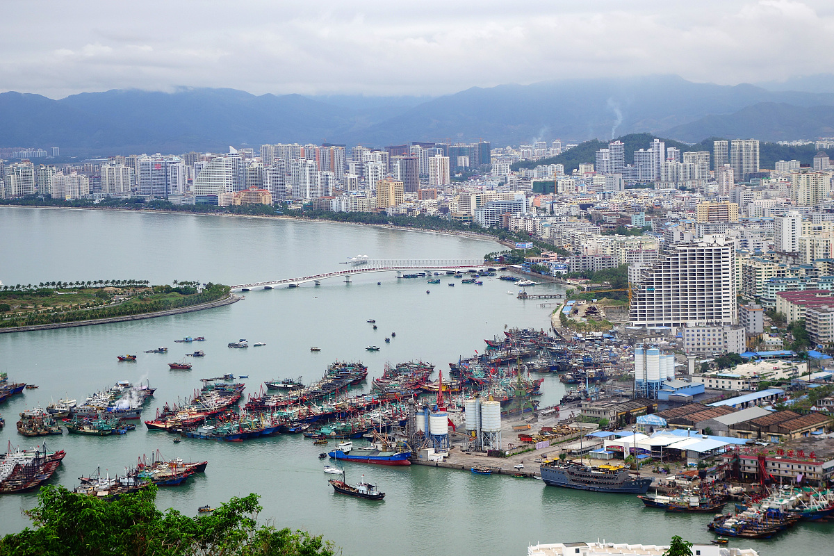 ***_***2013年12月17日,海南省三亚市城市风光,海湾建筑群,市容市貌.