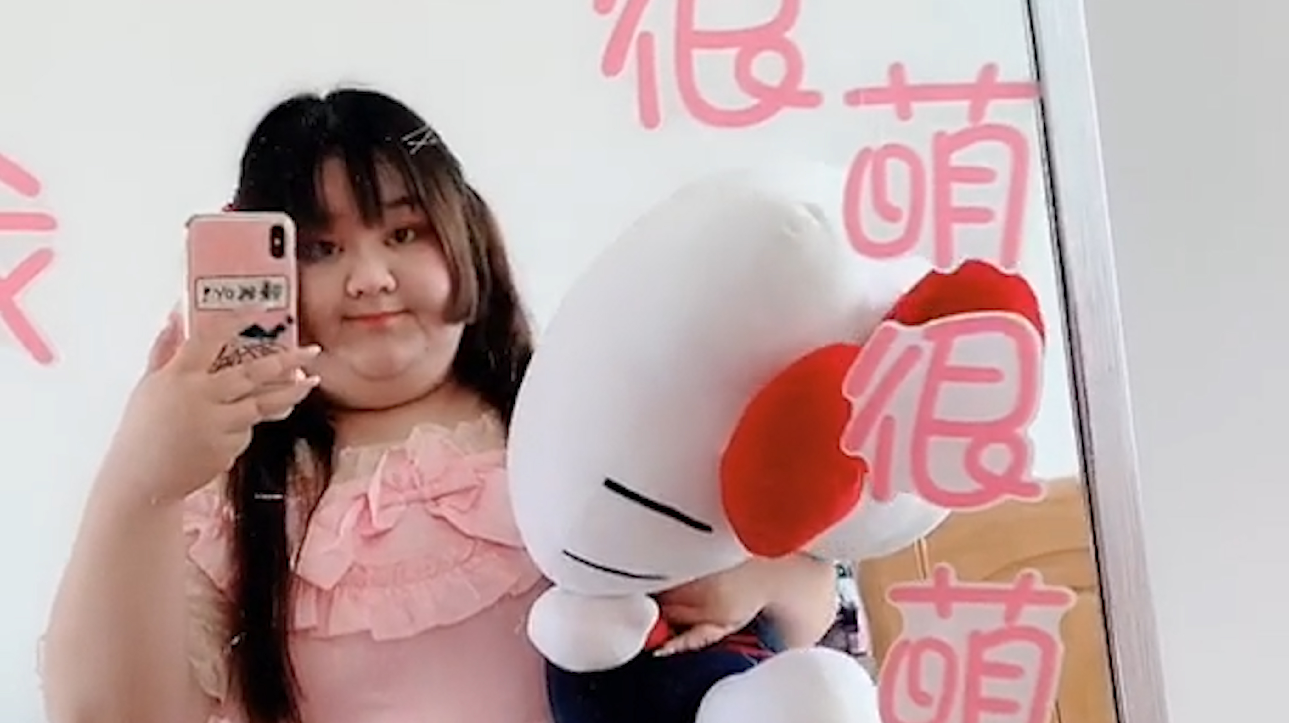 暗黑萝莉“安琪拉神曲”霸屏,肉装版玩出新高度,bgm太洗脑