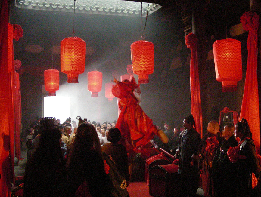 写倚天屠龙记电视剧短视频剧情解说每集写一段