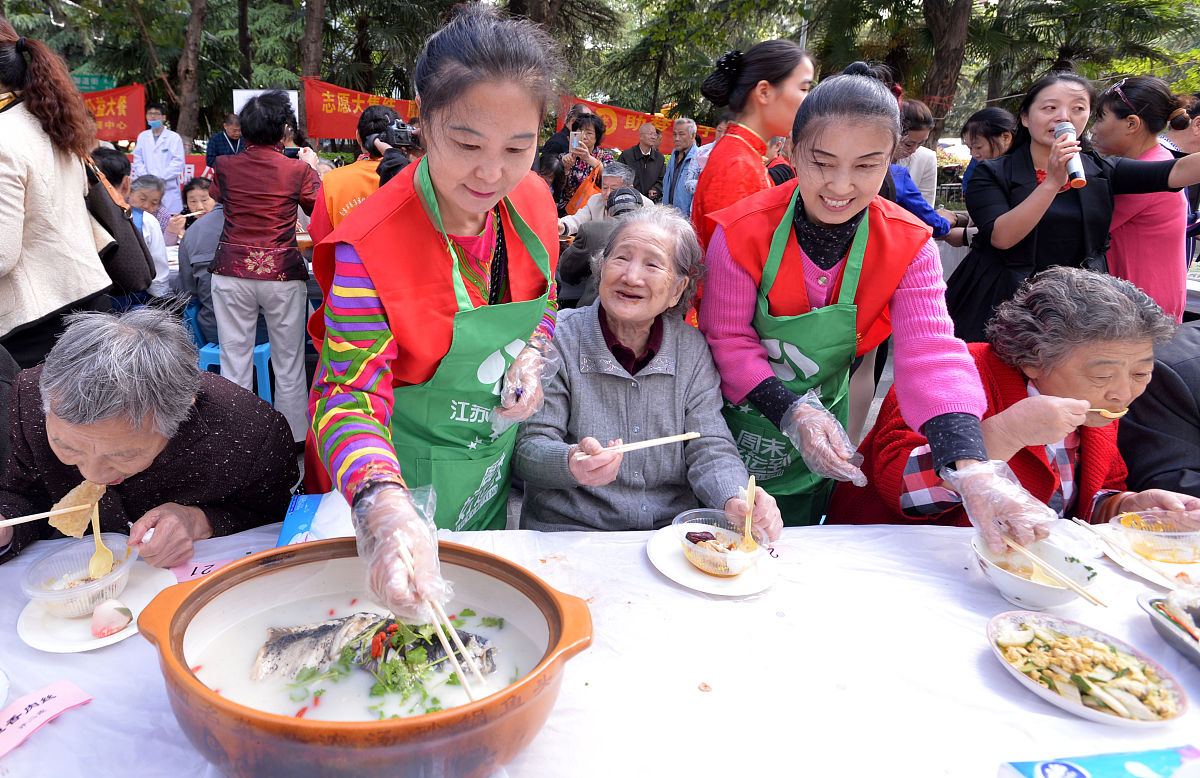 热爱旅游，热情服务：李汭峰学生会申请书