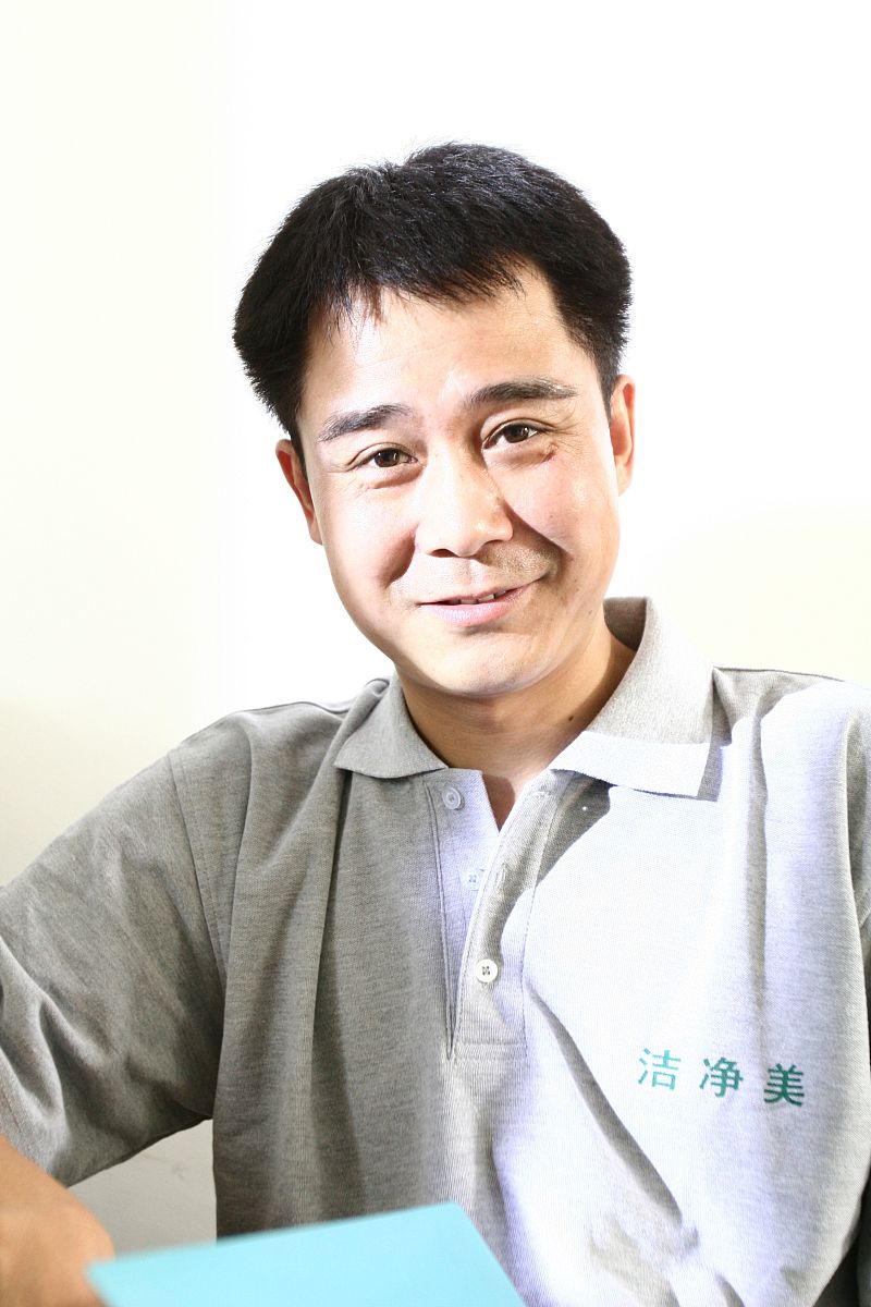 2006年7月17日上午,高清数字电影《蜘蛛人与狗》在北京浩华宫会议中心