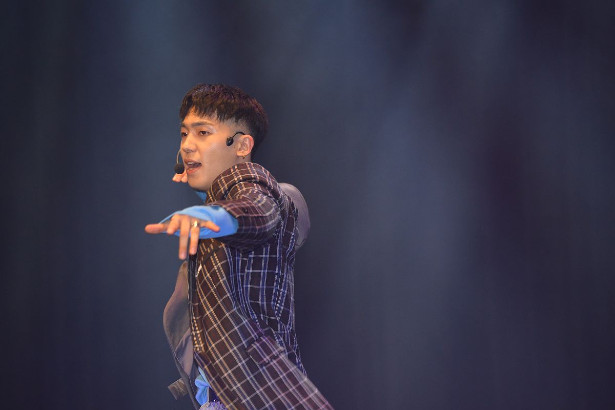 周深《绽放的笑容》关键词