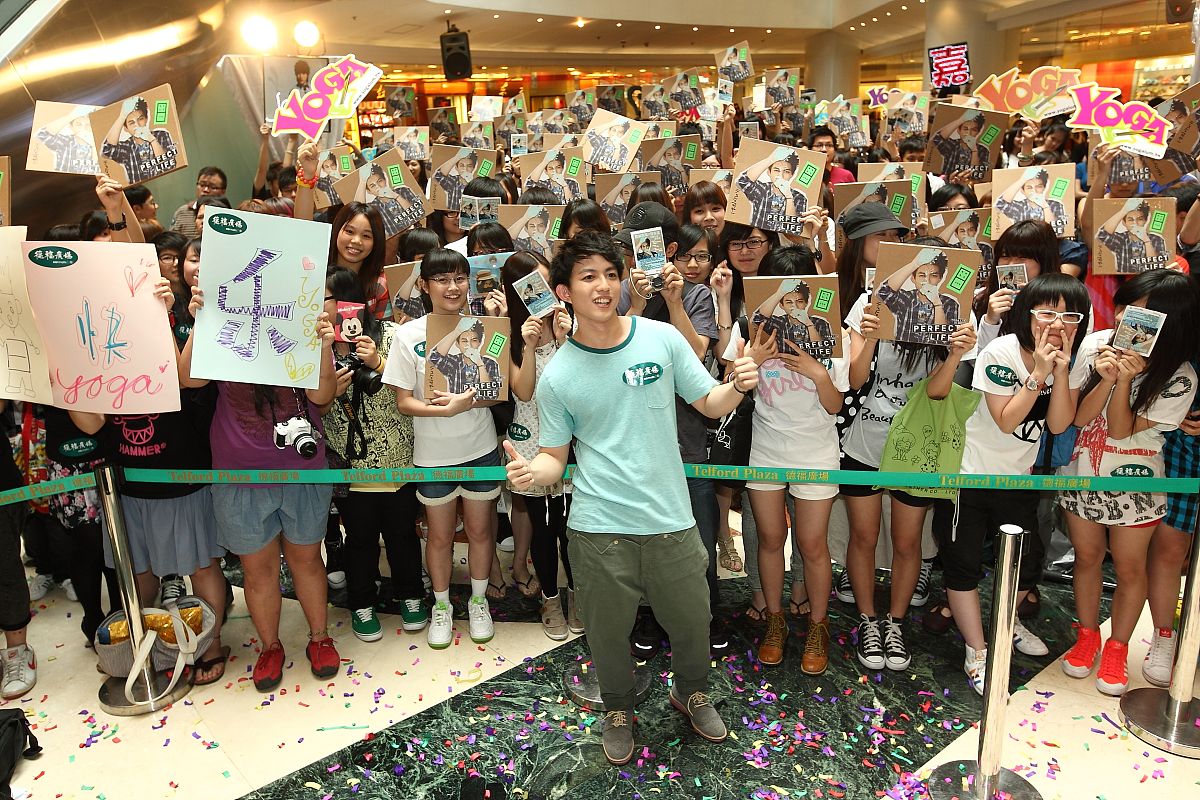 平凡中的发现 写一篇300字小学作文