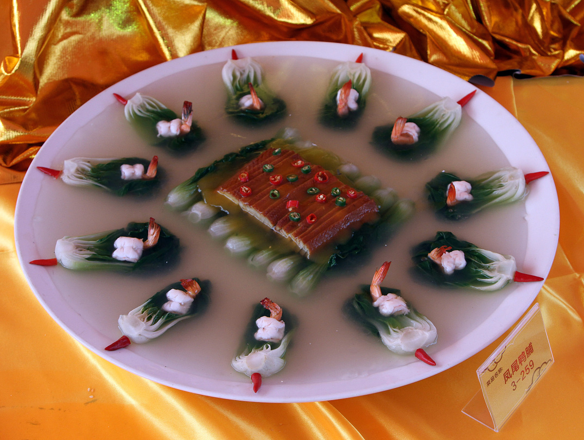***_***2011年10月28日,重庆,第五届重庆火锅节暨国际美食节开幕式上