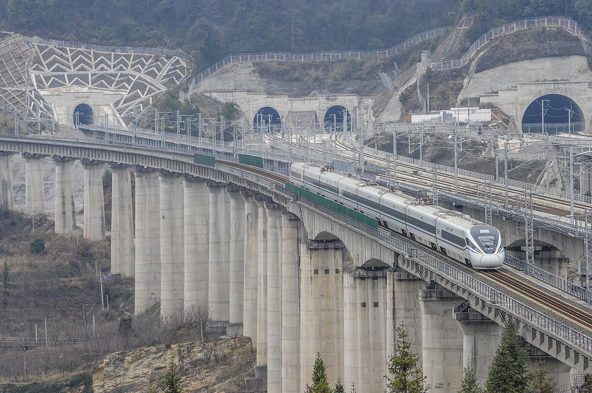 贵阳高铁的经济优势有哪些