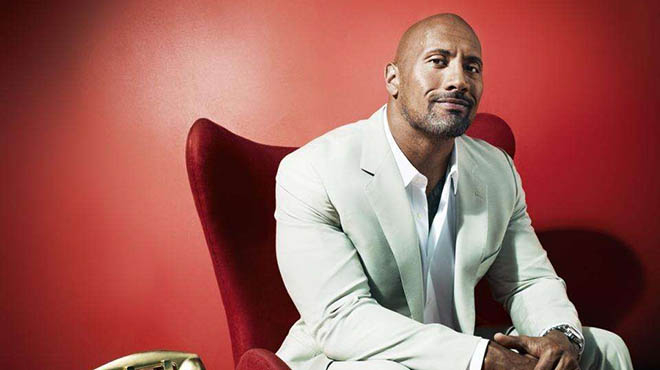 好莱坞两大光头罕见同框!强森的肌肉竟然比斯坦森还要壮一圈