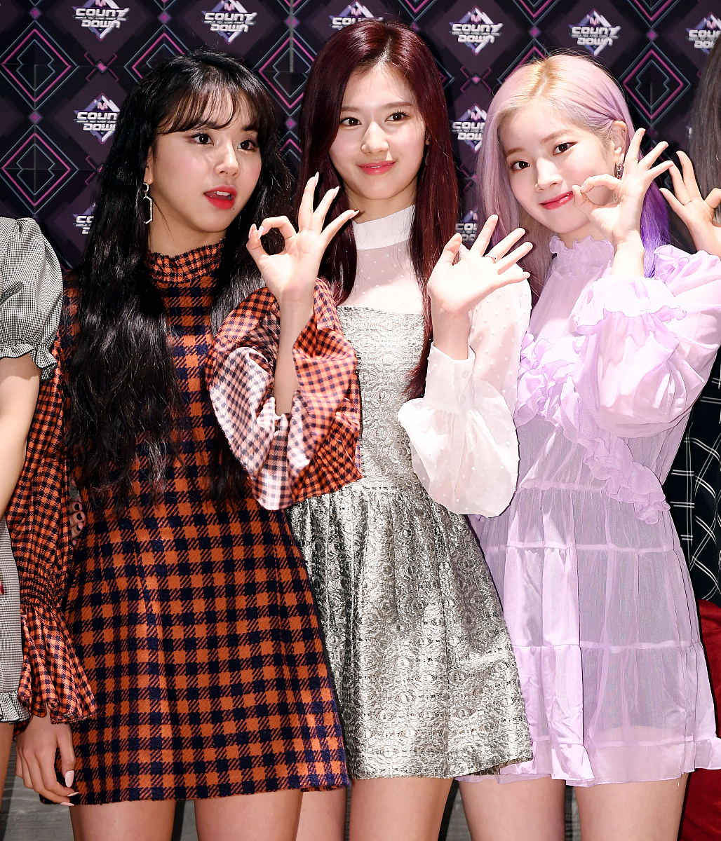 2018年11月8日,韩国首尔,明星参加《m! countdown》节目录制.***_***t