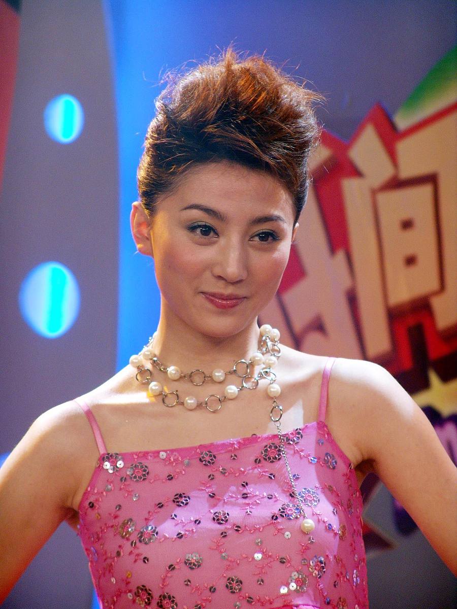 2005年3月18日,北京,华娱卫视全新推出的互动型娱乐节目《时间就是钱