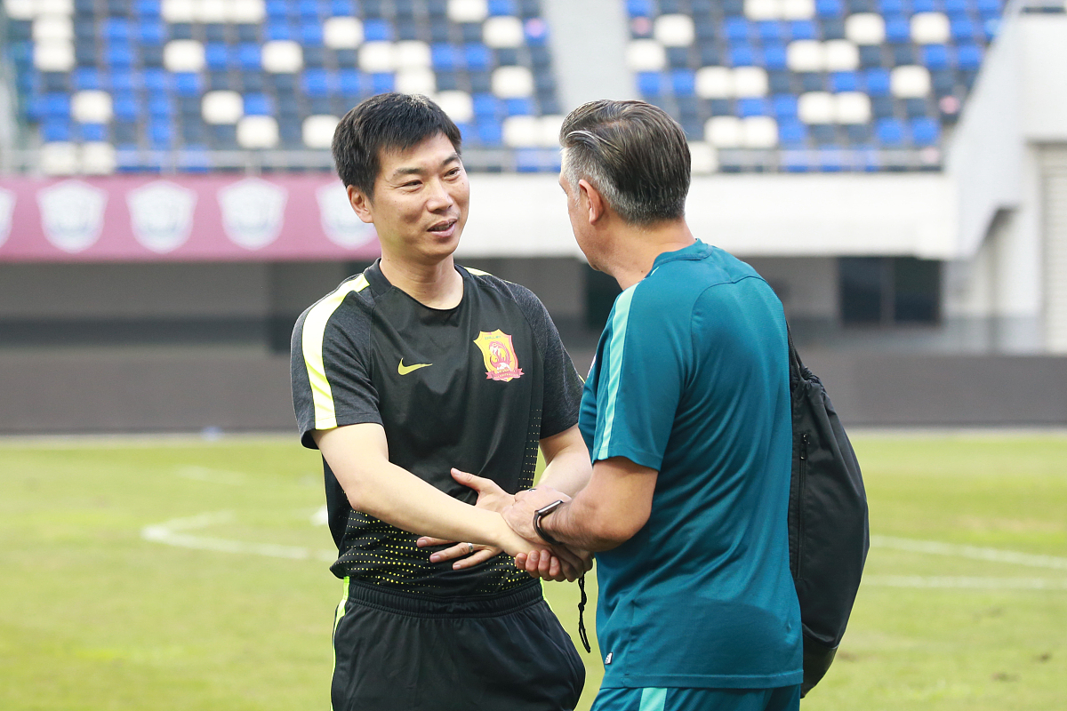 李铁将被正式转送看守所文案