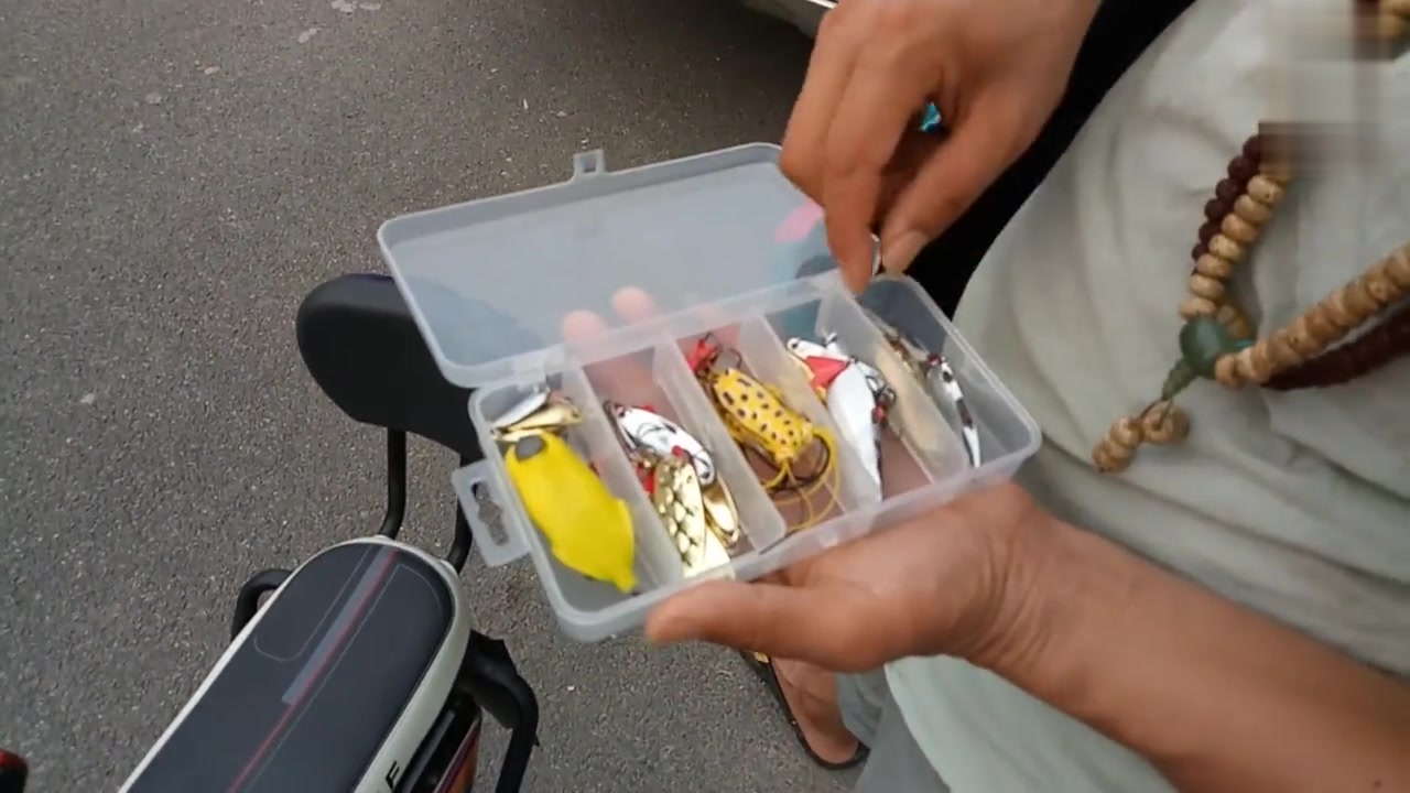 钓鱼扫盲:路亚的仿生鱼饵都长啥样?