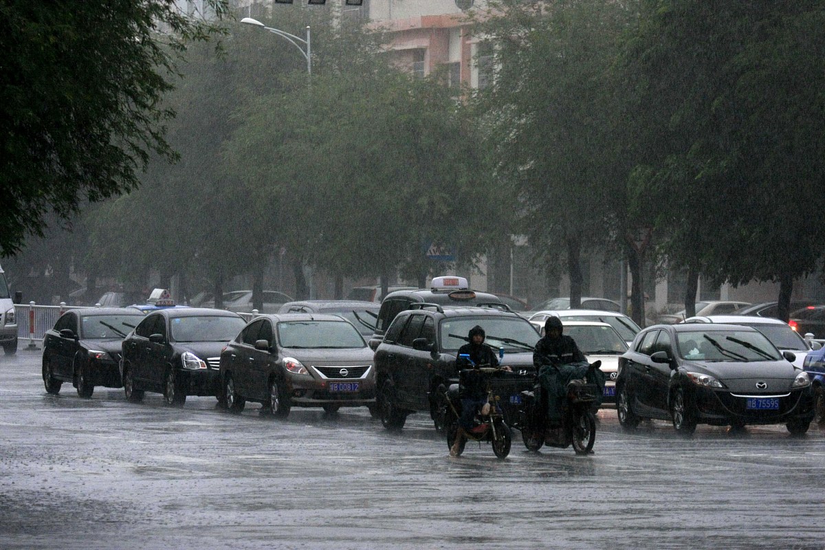 三亚9月初的天气怎么样温度多少出现台风几率大吗