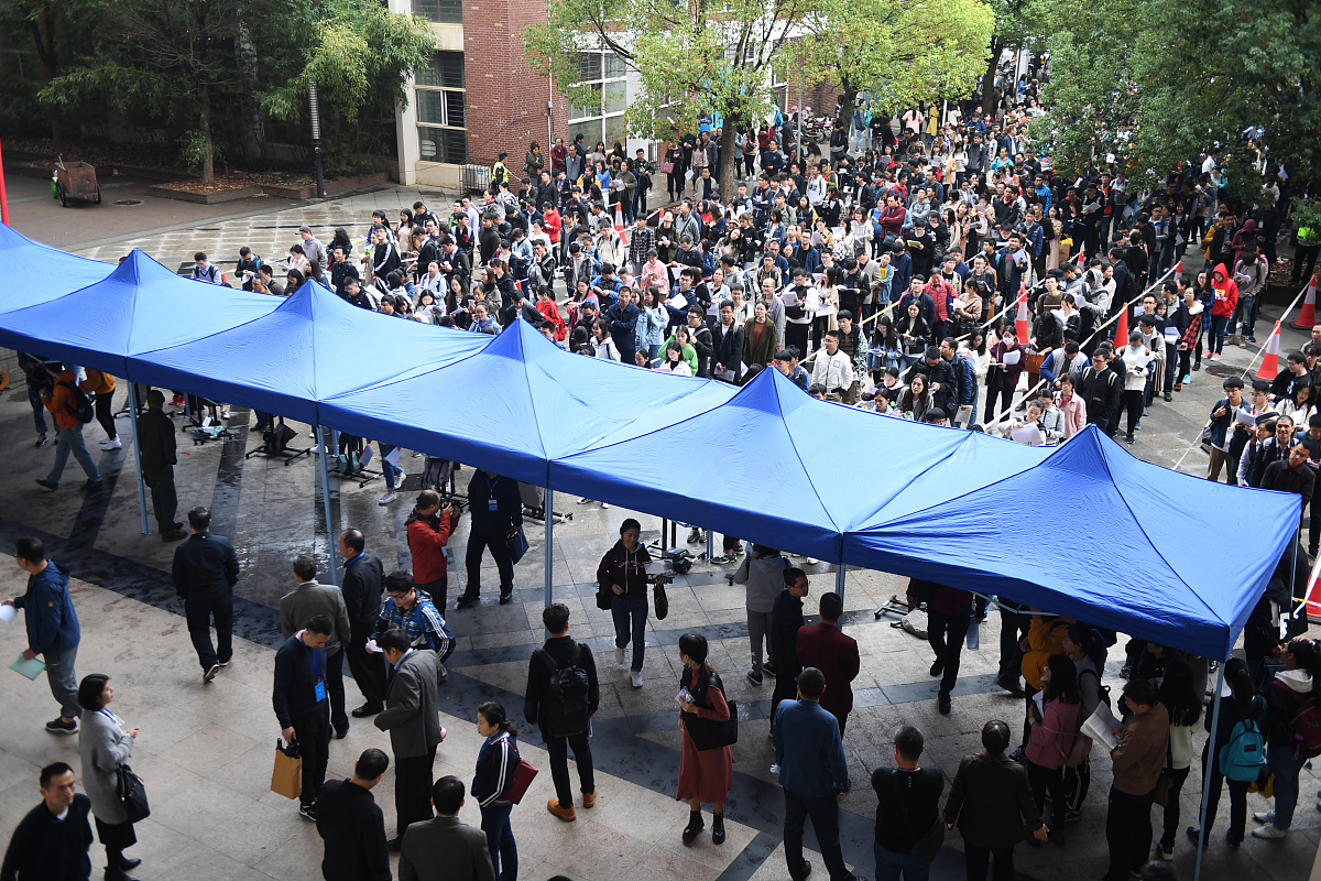 邢台2022年读卫校可以考大学吗