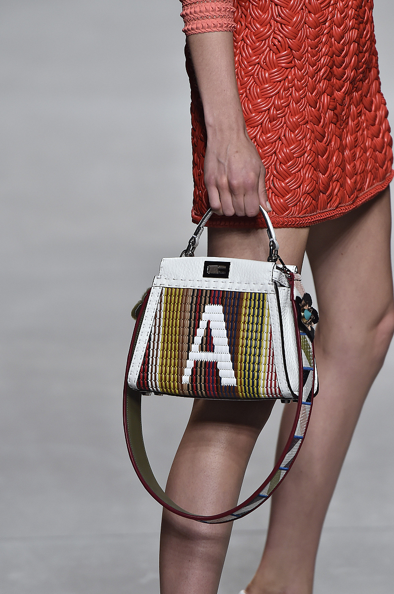 Catchy English Names for the Brand '鲸赞'