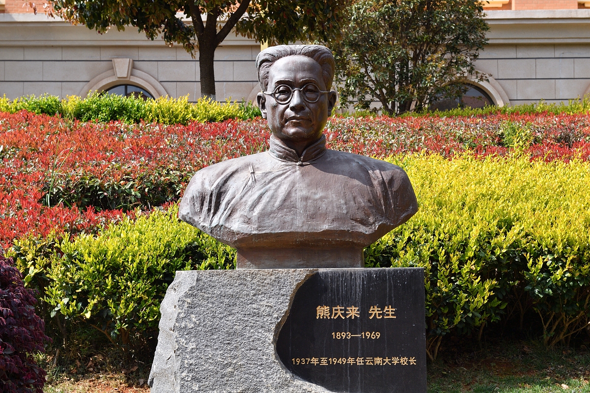 昆明医科大学药物制剂专业招生：培养医药行业人才