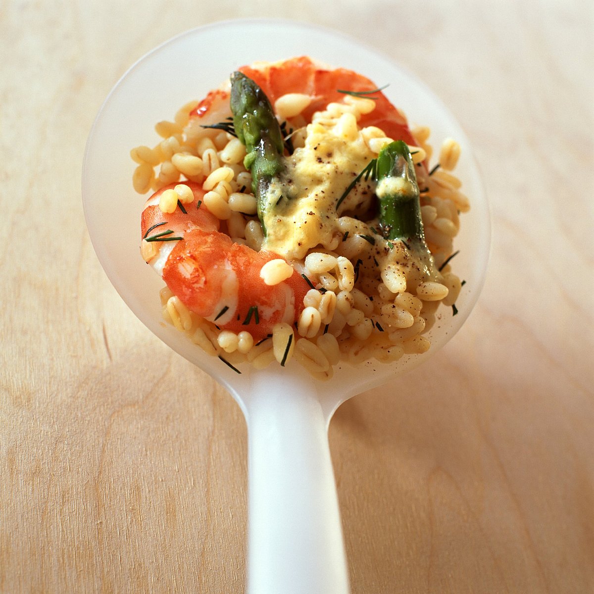 500克米饭热量：白米饭、糙米饭热量参考