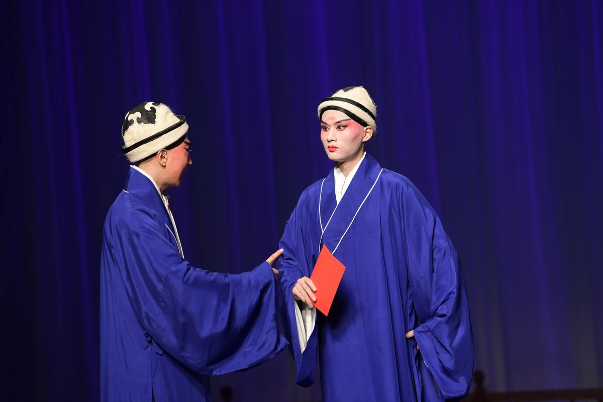 解析梦见自己女儿找到的工作不是很理想