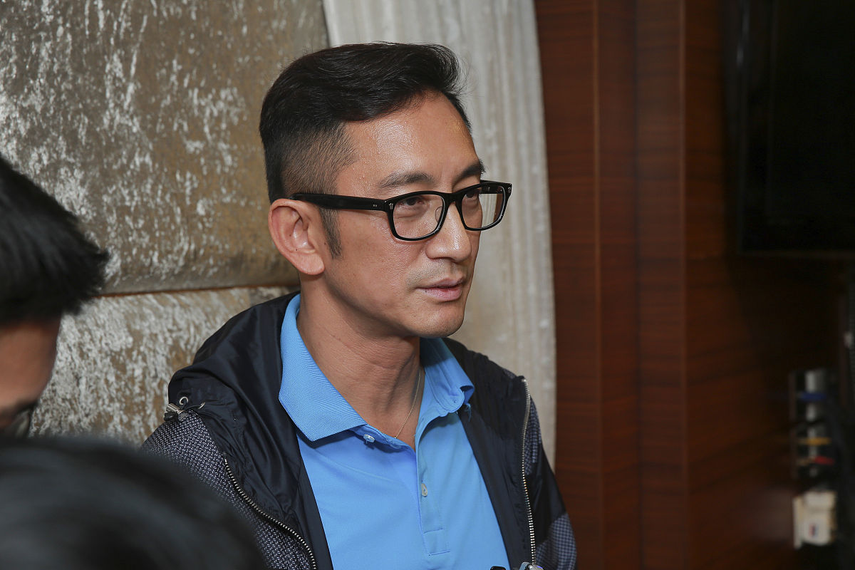 强大且成熟的近义词