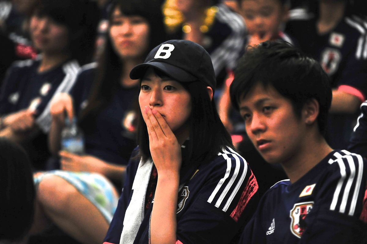 2014年6月15日,日本东京,2014巴西世界杯第3日,日本球迷观看2014世界