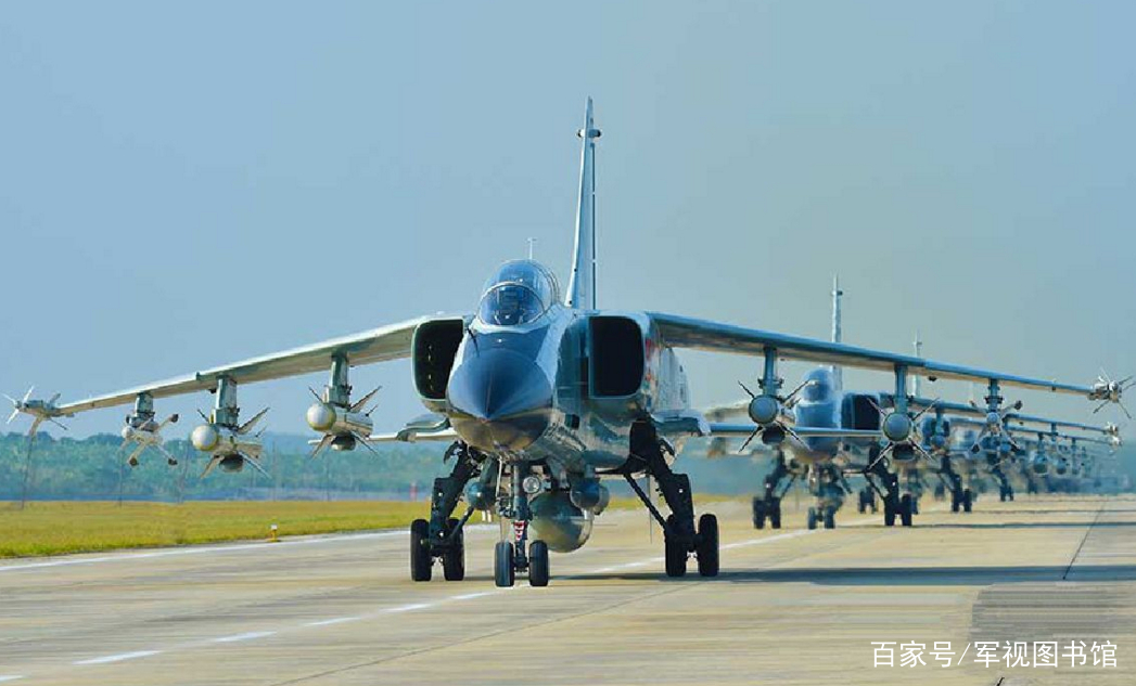 歼16服役后为何歼轰7却没有退役呢:飞豹还有存